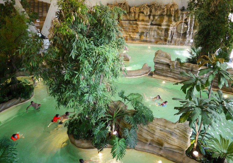 Aquariaz : détente et jeux aquatiques Crédit photo : ©V. Dupé – Avoriaz Tourisme Aquariaz : détente et jeux aquatiques Crédit photo : ©V. Dupé – Avoriaz Tourisme