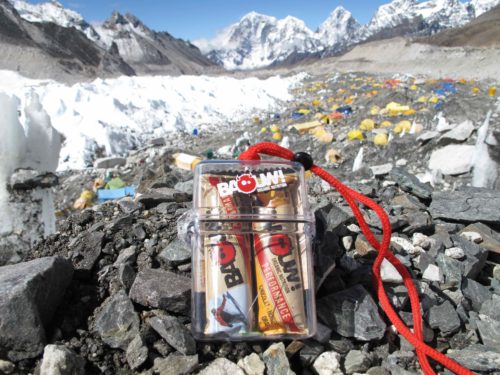 Les barres de céréales Baouw Organic Nutrition sur l'Everest