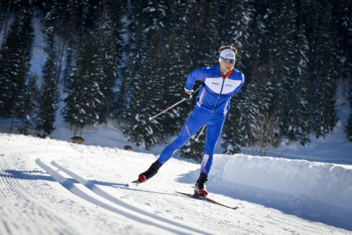 Benjamin Daviet habite à 50m des pistes de ski de fond et du stade de biathlon du Grand-Bornand. Il recommande la nouvelle piste du Danay qui traverse trois stations des Aravis, le Grand-Bornand, la Clusaz et Saint-Jean de Sixt, offrant un magnifique point de vue sur la chaîne des Aravis Crédit Photos © "D. Machet - Le Grand-Bornand"